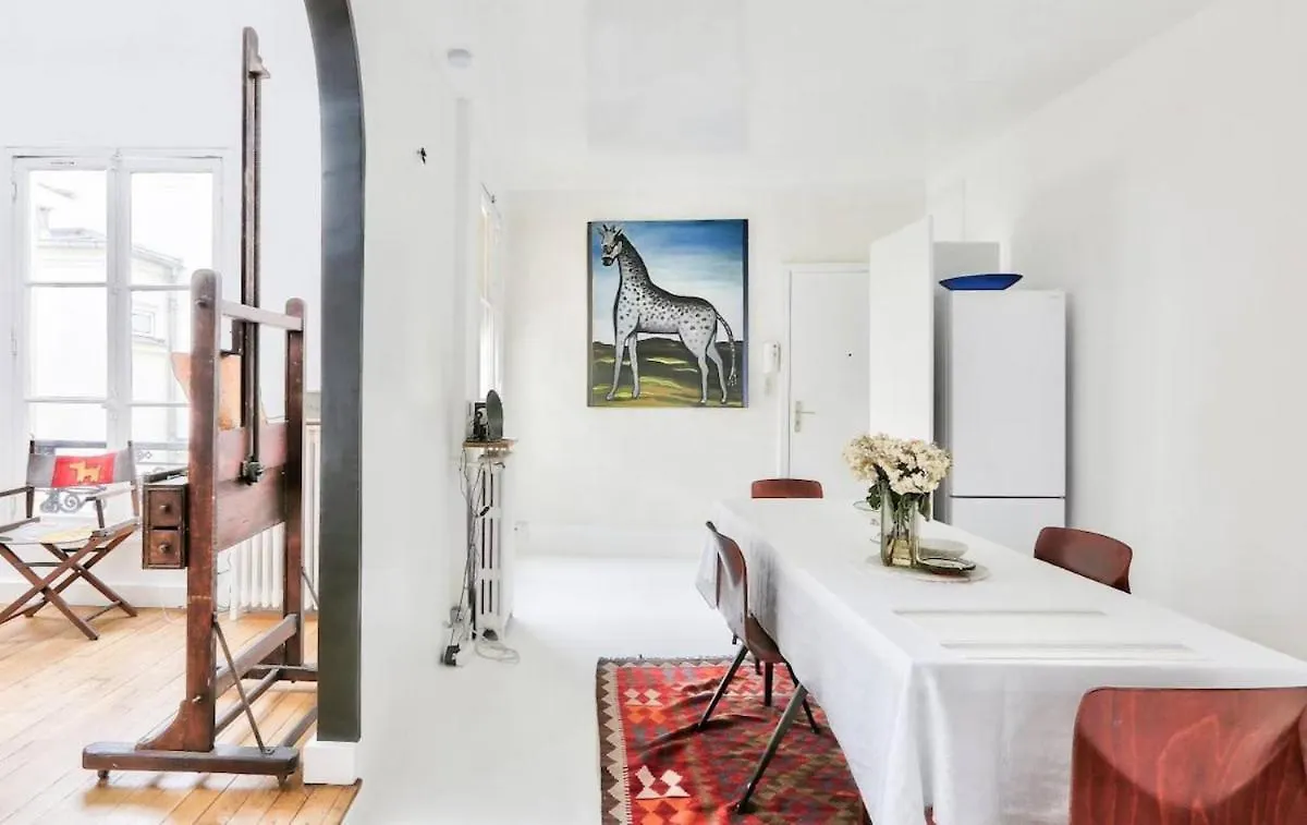 Apartment On Rue Pierre Fontaine París